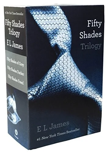 Fifty Shades Trilogy : Fifty Shades of Grey, Fifty Shades Darker, Fifty Shades Freed 3-volume Boxed Set