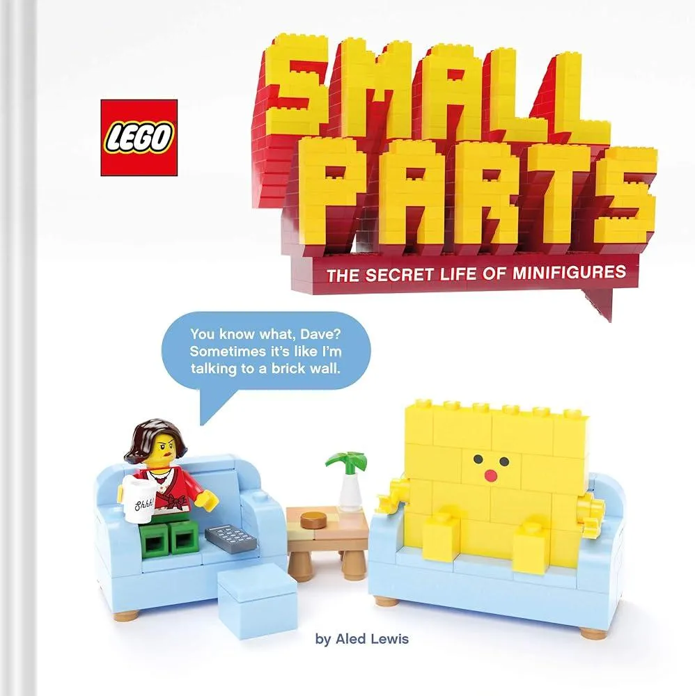 LEGO® Small Parts : The Secret Life of Minifigures