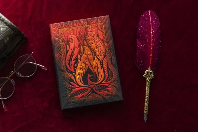 Carrie (Stephen King) Midi Lined Hardcover Journal (Elastic Band Closure)