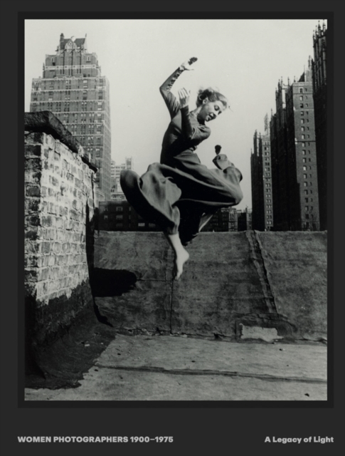 Women Photographers 1900 – 1975